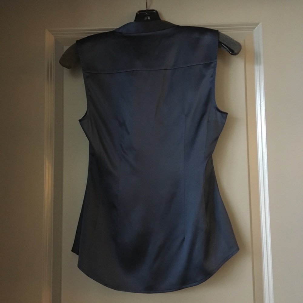 🎉HP🎉NWOT Theory Satin Ruched Tank - Picture 5 of 5